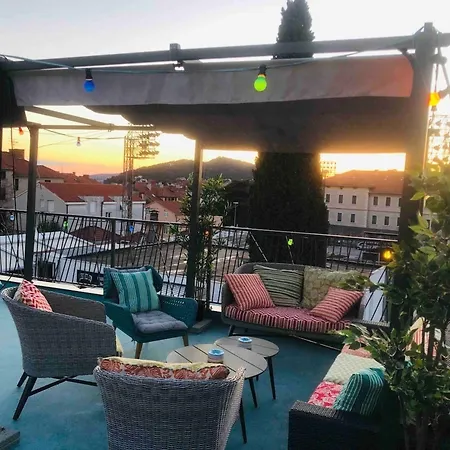 Sleeps 8 Pet Friendly Garden & Roof Terrace * سبليت